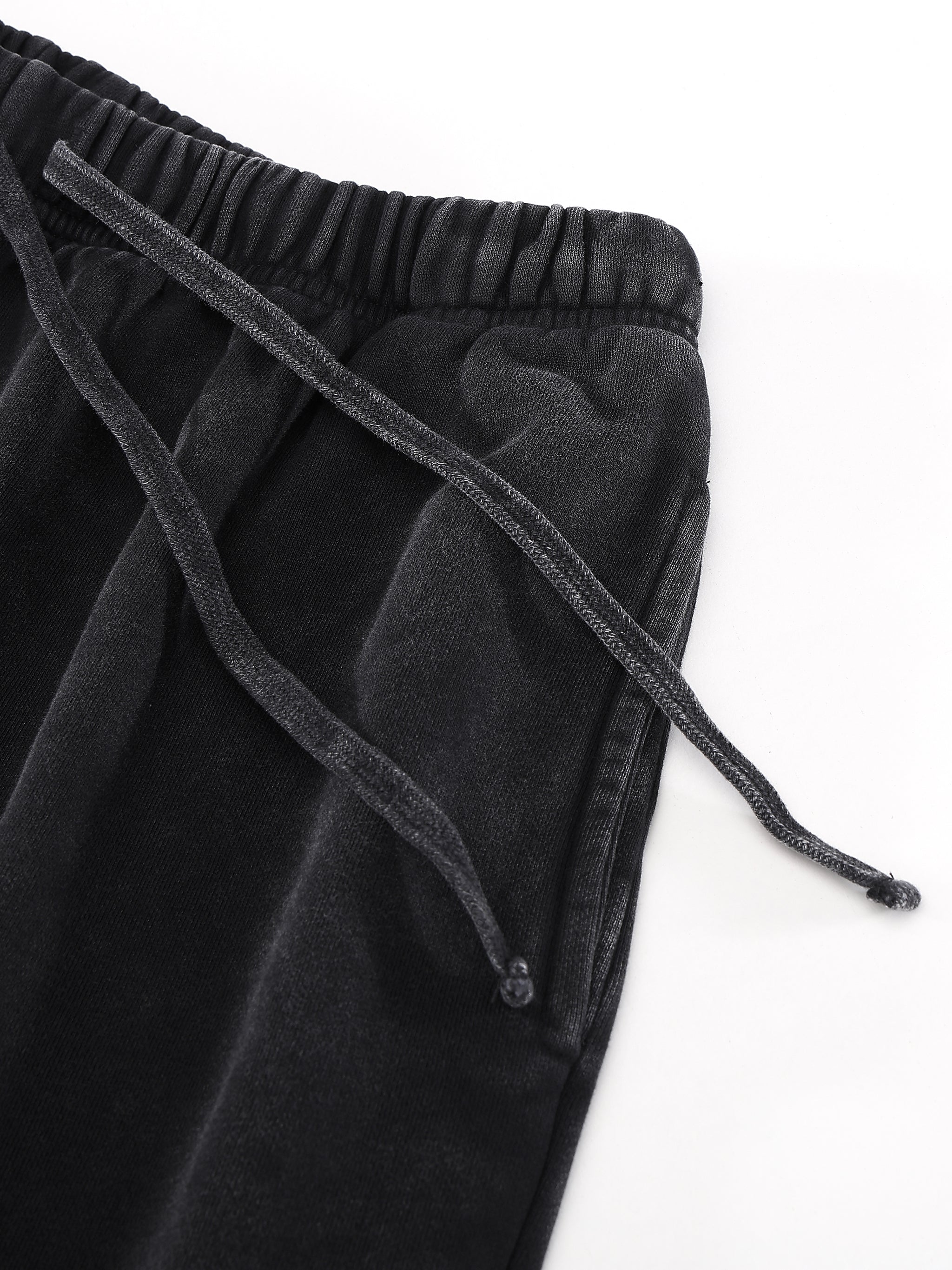 Snow Washed Raw Hem Shorts fabric detail view 4