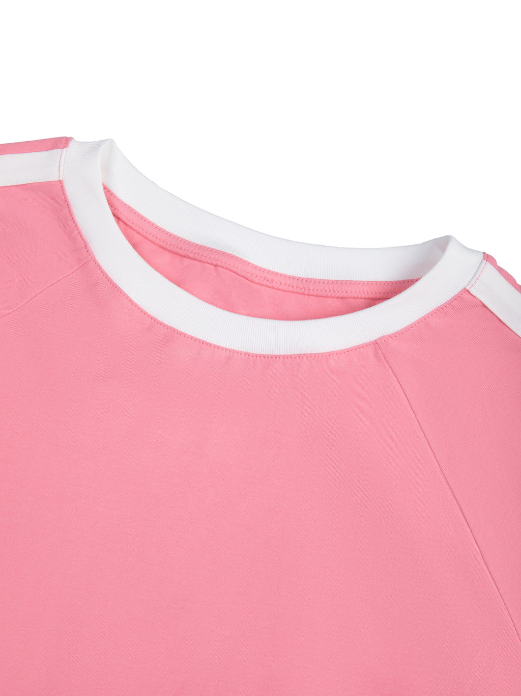 Women’s Raglan Crop T-Shirt fabric detail view 3